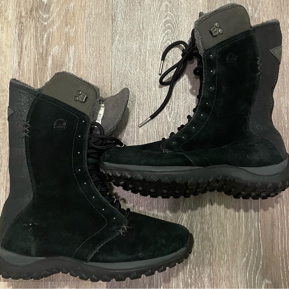 SOREL
Victoria boot black 6.5 NL1477-010 EUC